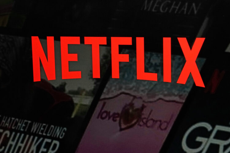 Warner Bros recommends investors reject Paramount’s offer in favor of Netflix’s